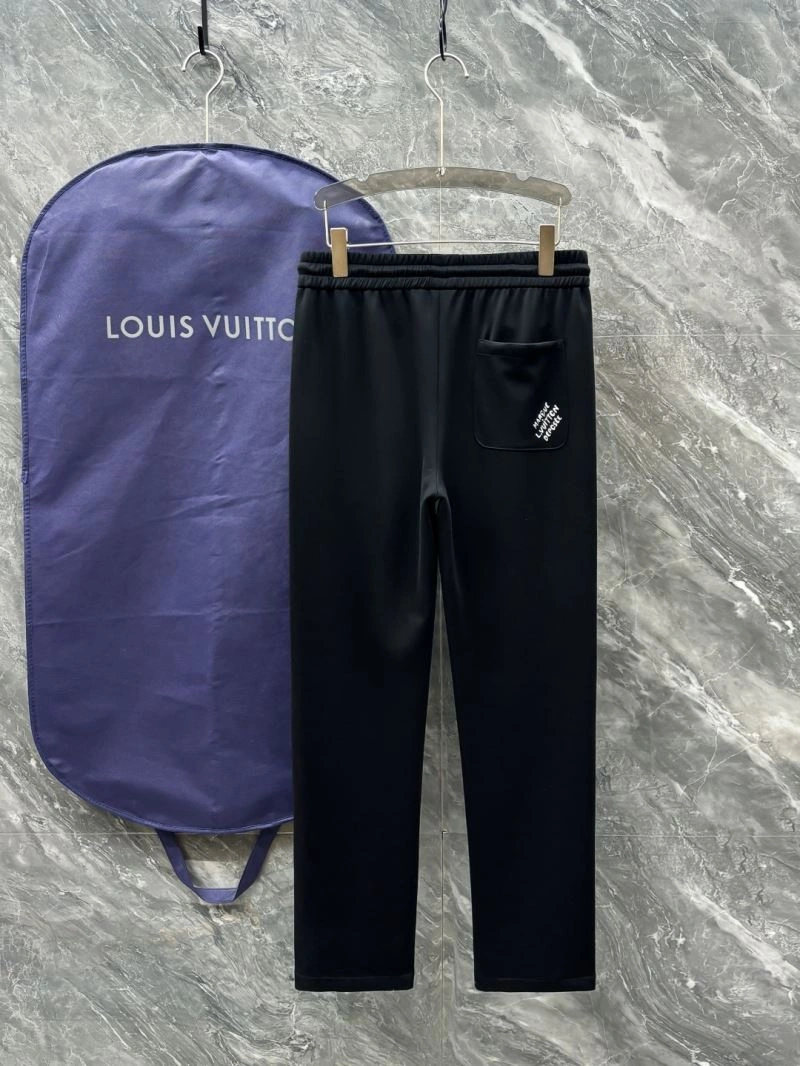 Lightweight Louis Vuitton Outwear 136748