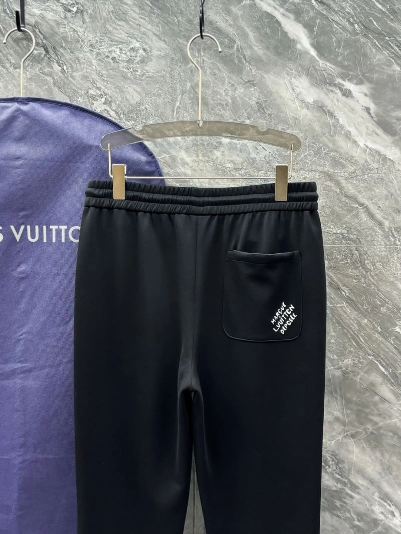 Lightweight Louis Vuitton Outwear 136748