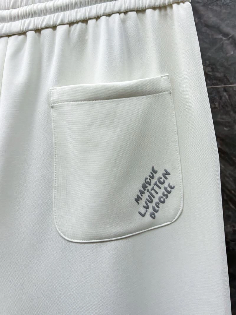 Comfortable Louis Vuitton Outwear 136737