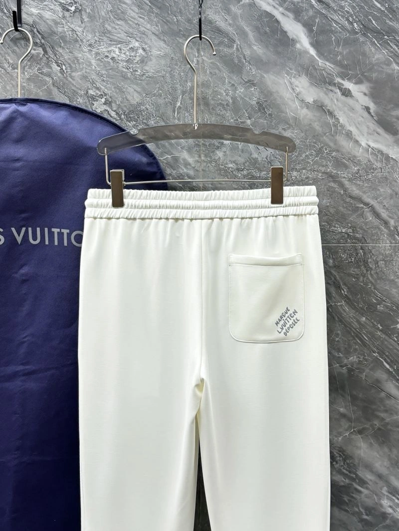 Comfortable Louis Vuitton Outwear 136737