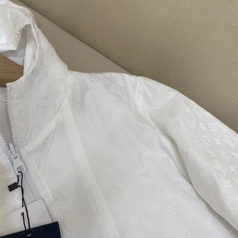 BestValue Louis Vuitton Outwear 136740