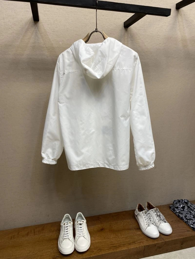 StreetReady Louis Vuitton Outwear 136732