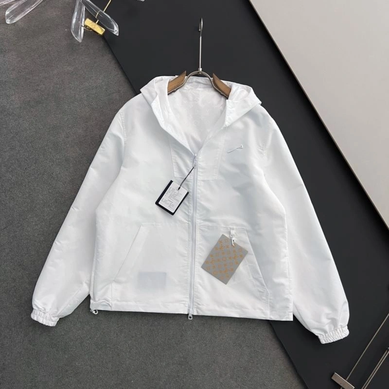 Louis Vuitton Outwear Affordable 136750