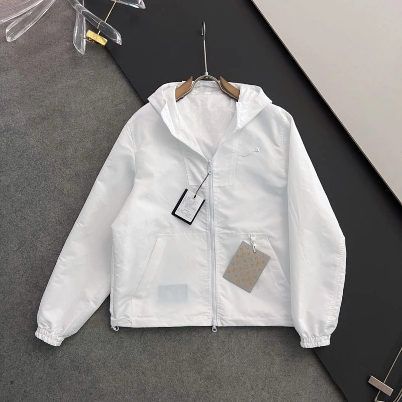 Louis Vuitton Outwear Affordable 136750