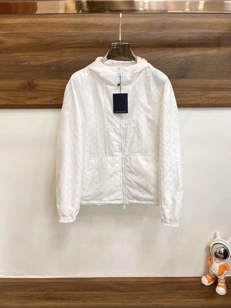 Louis Vuitton Outwear Trendy 136747