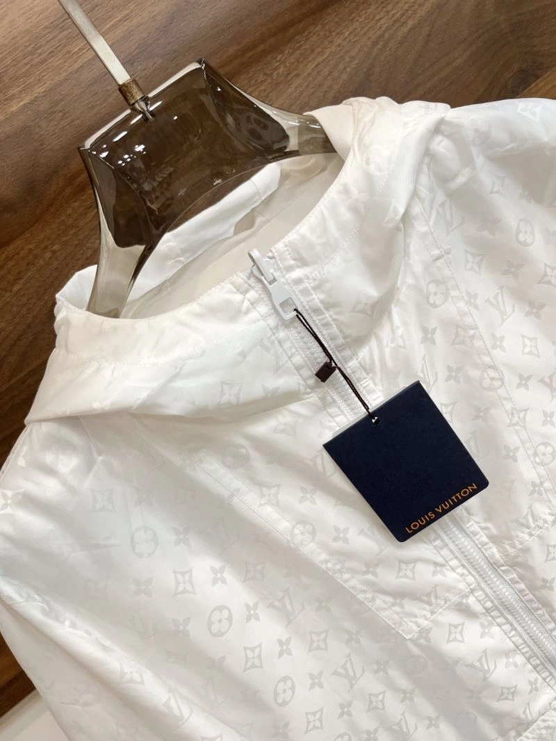 Louis Vuitton Outwear Trendy 136747