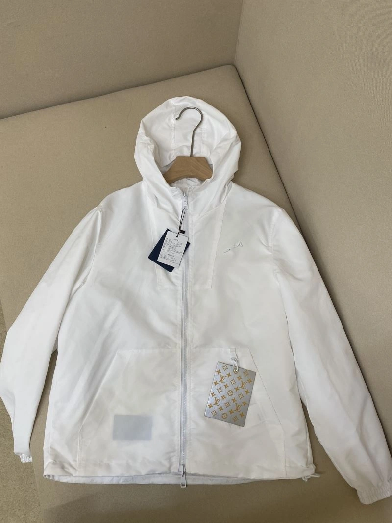 Louis Vuitton Outwear Minimalist 136724