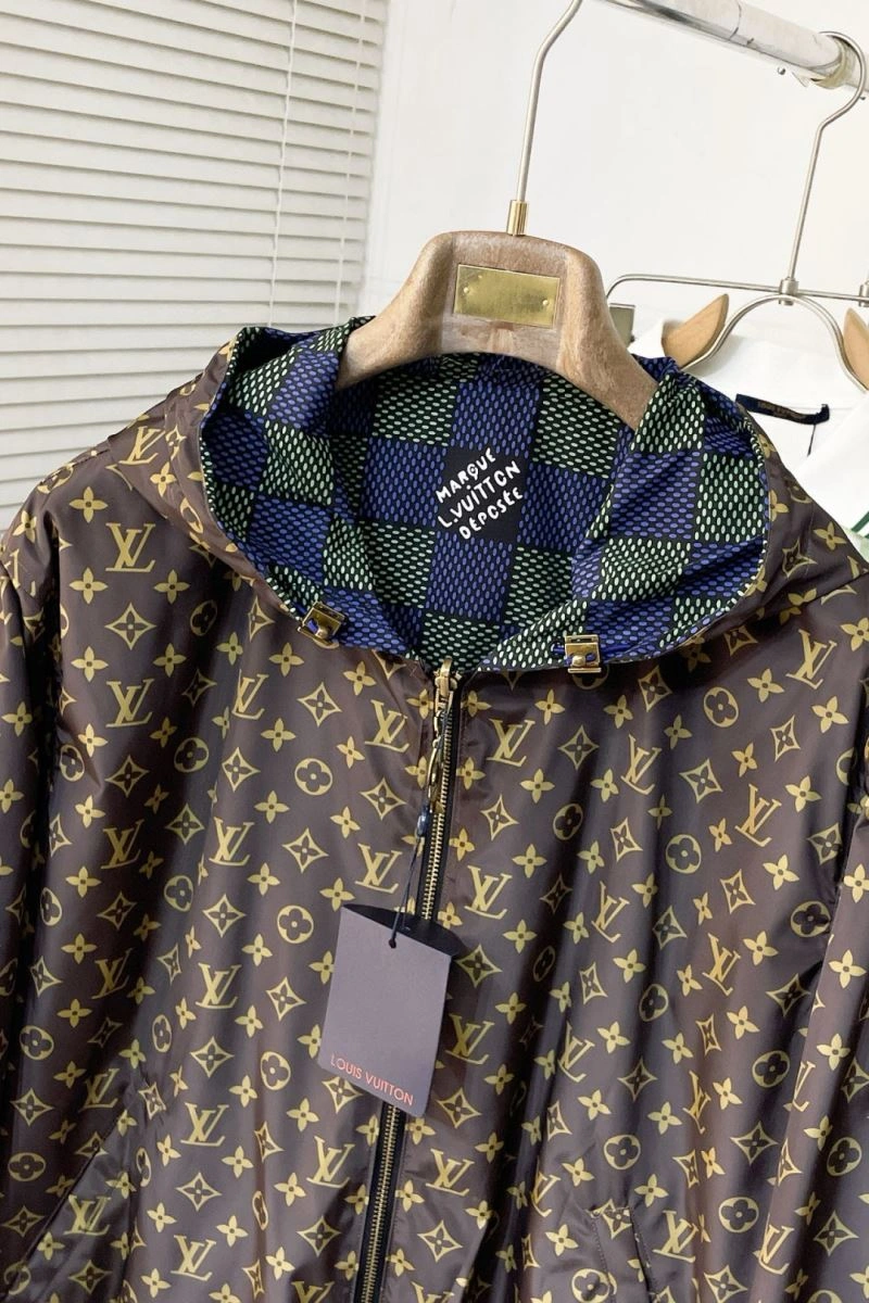 Casual Louis Vuitton Outwear 136742