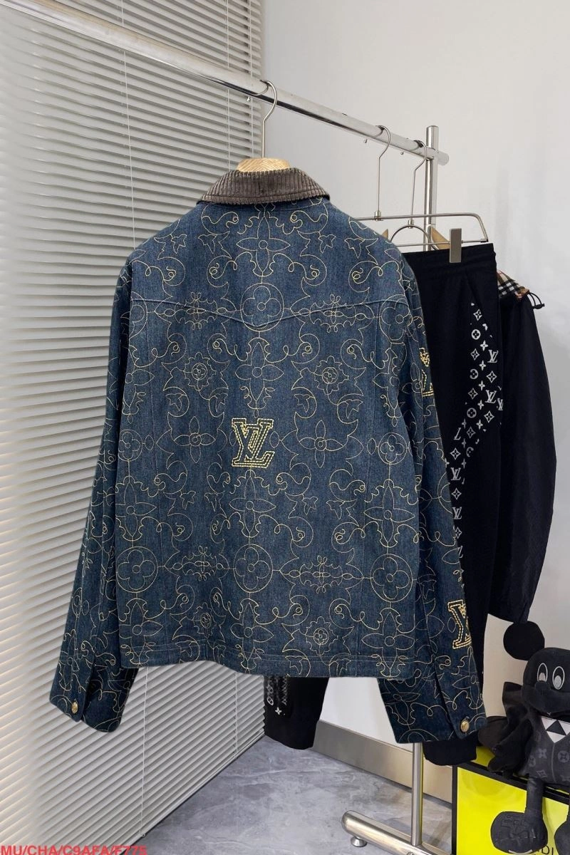 Louis Vuitton Outwear ZeroBulk 136720