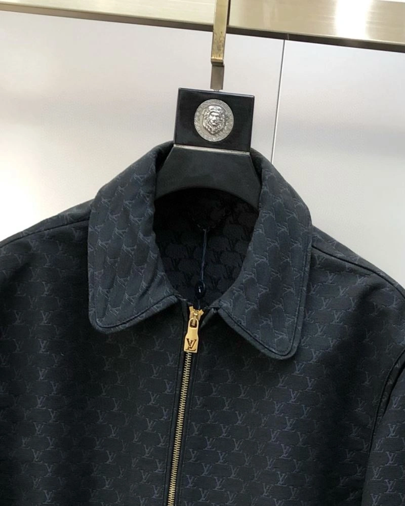 Louis Vuitton Outwear Thermal 136716