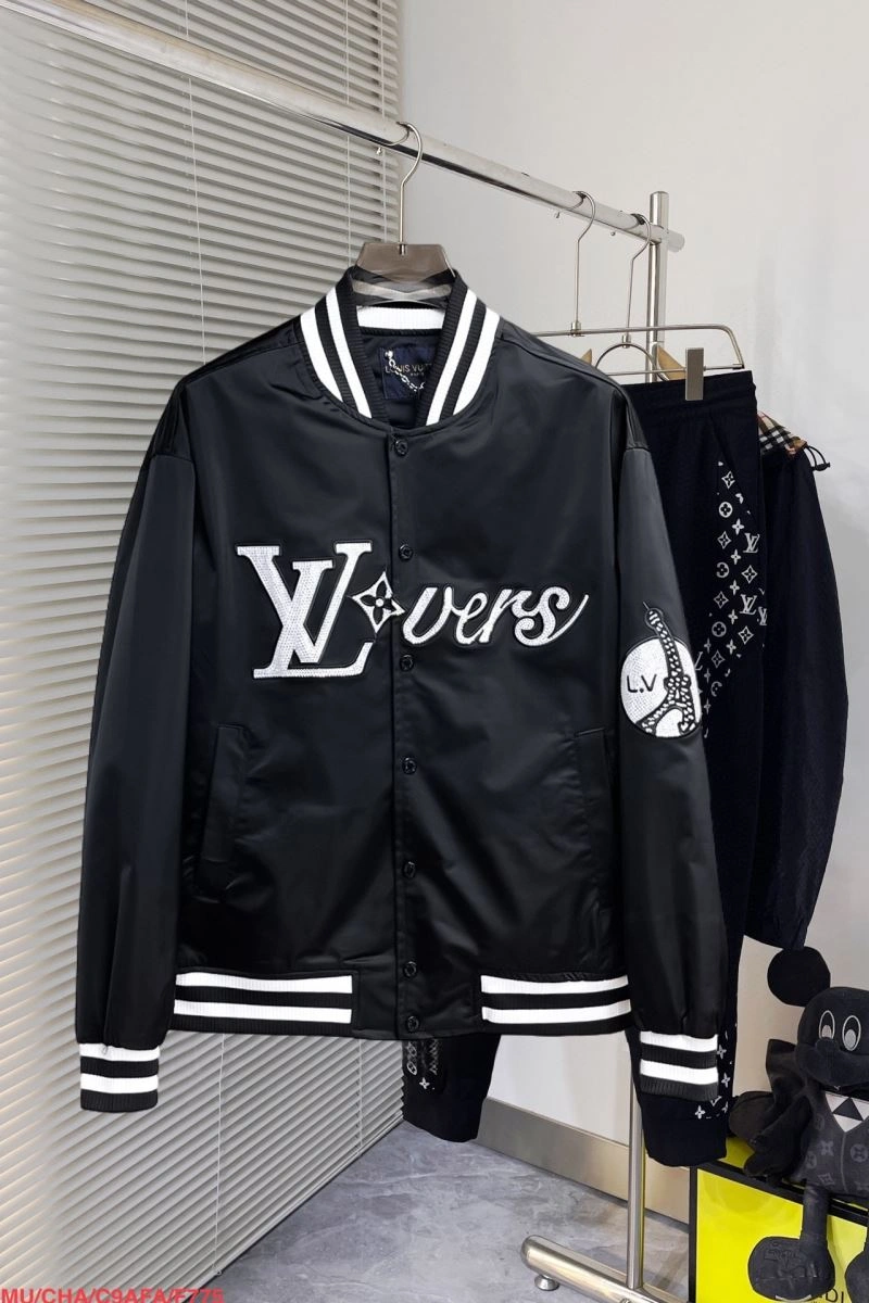 Louis Vuitton Outwear RelaxedFit 136714