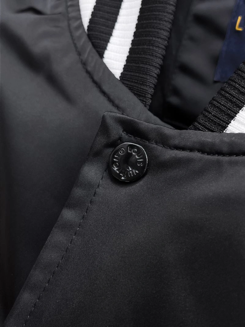 Louis Vuitton Outwear RelaxedFit 136714