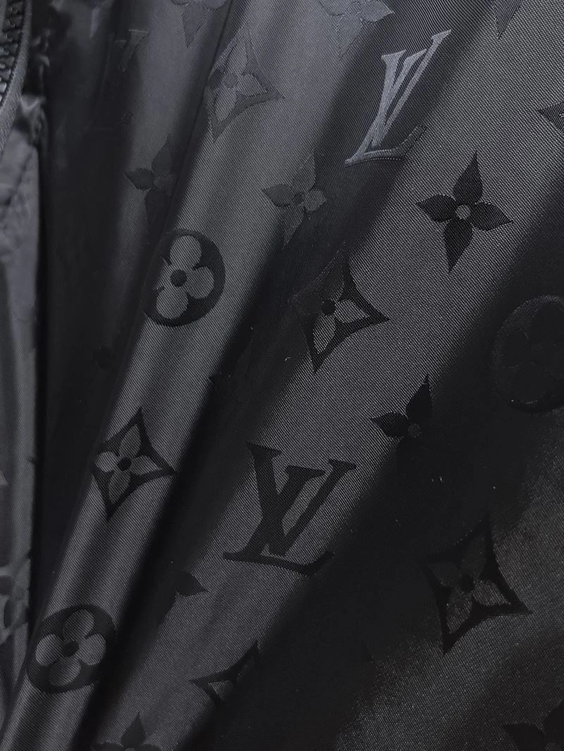 Louis Vuitton Outwear Stretchable 136708