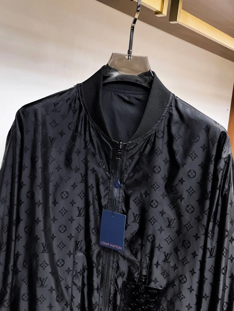 Louis Vuitton Outwear Stretchable 136708