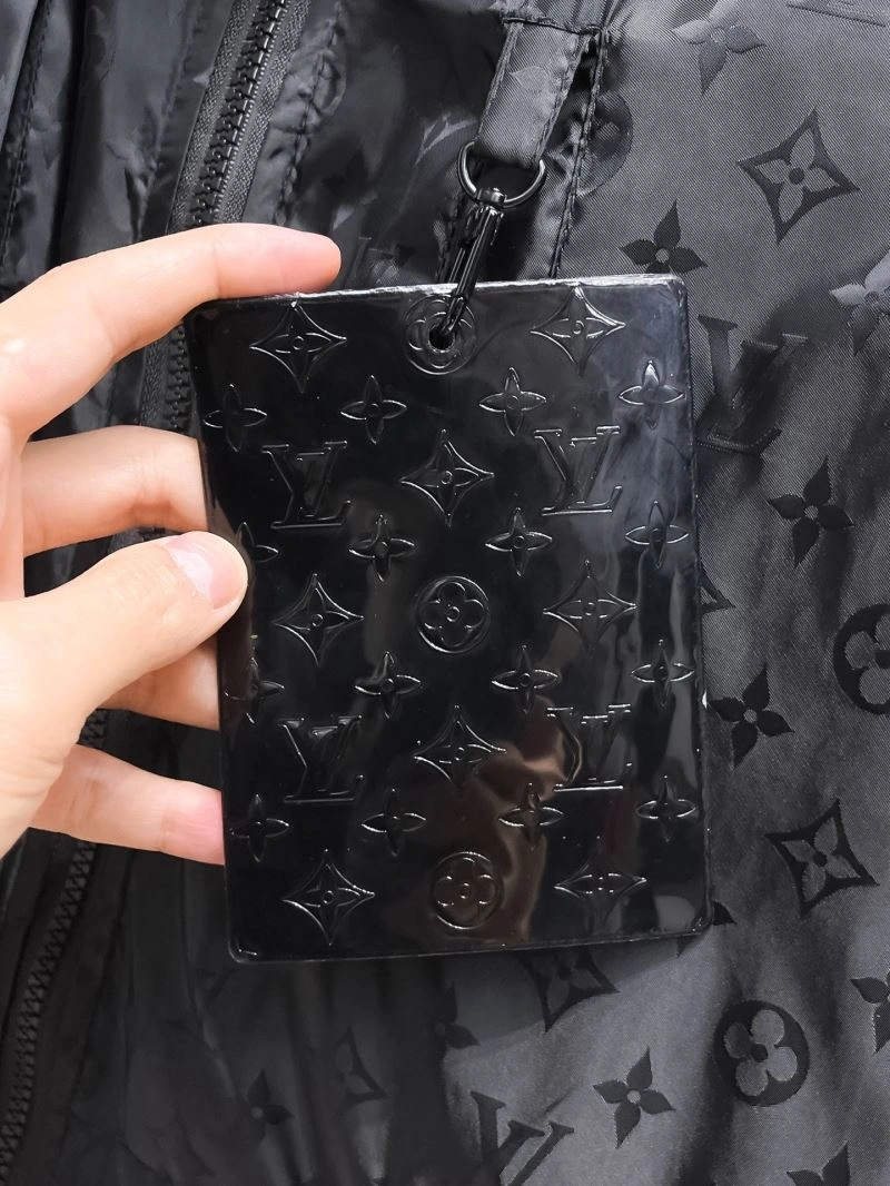 Louis Vuitton Outwear Stretchable 136708