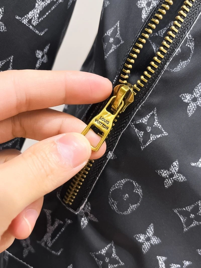 Trendsetting Louis Vuitton Outwear 136705