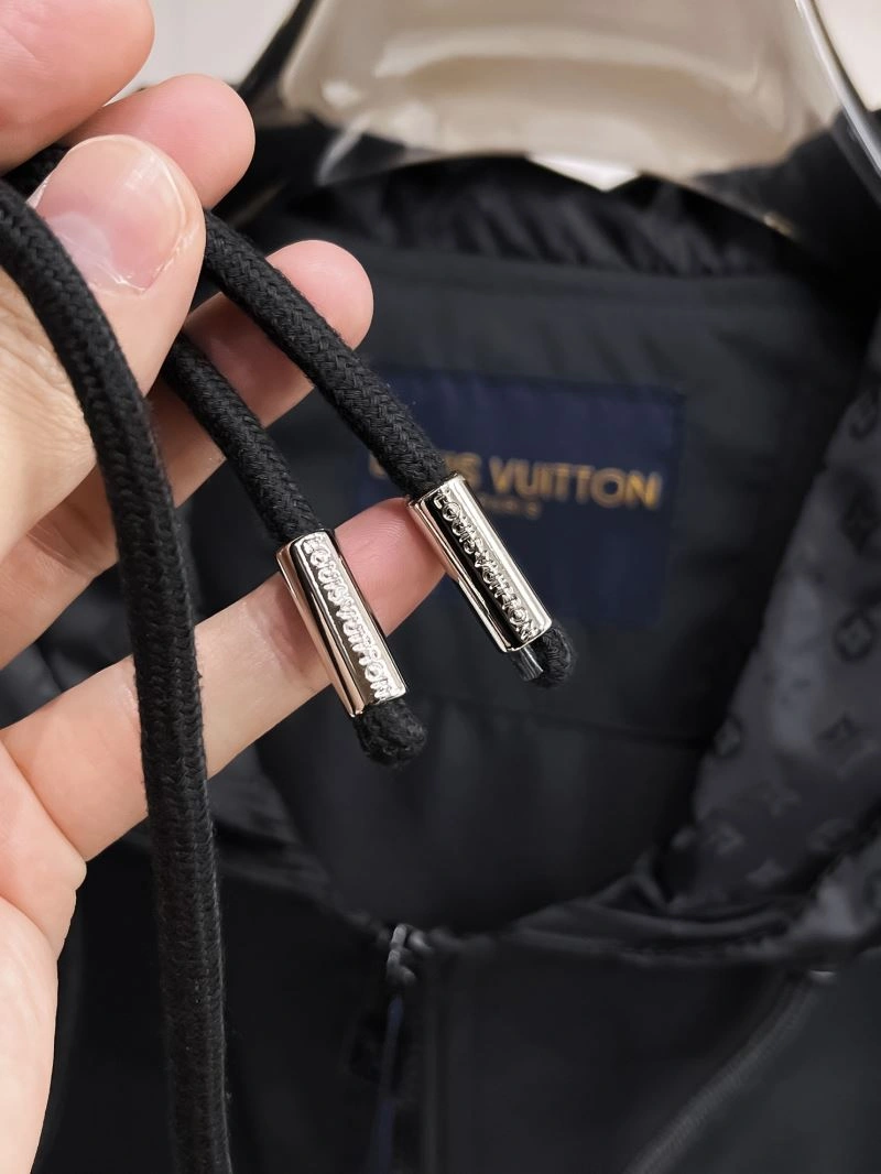 Lightweight Louis Vuitton Outwear 136721