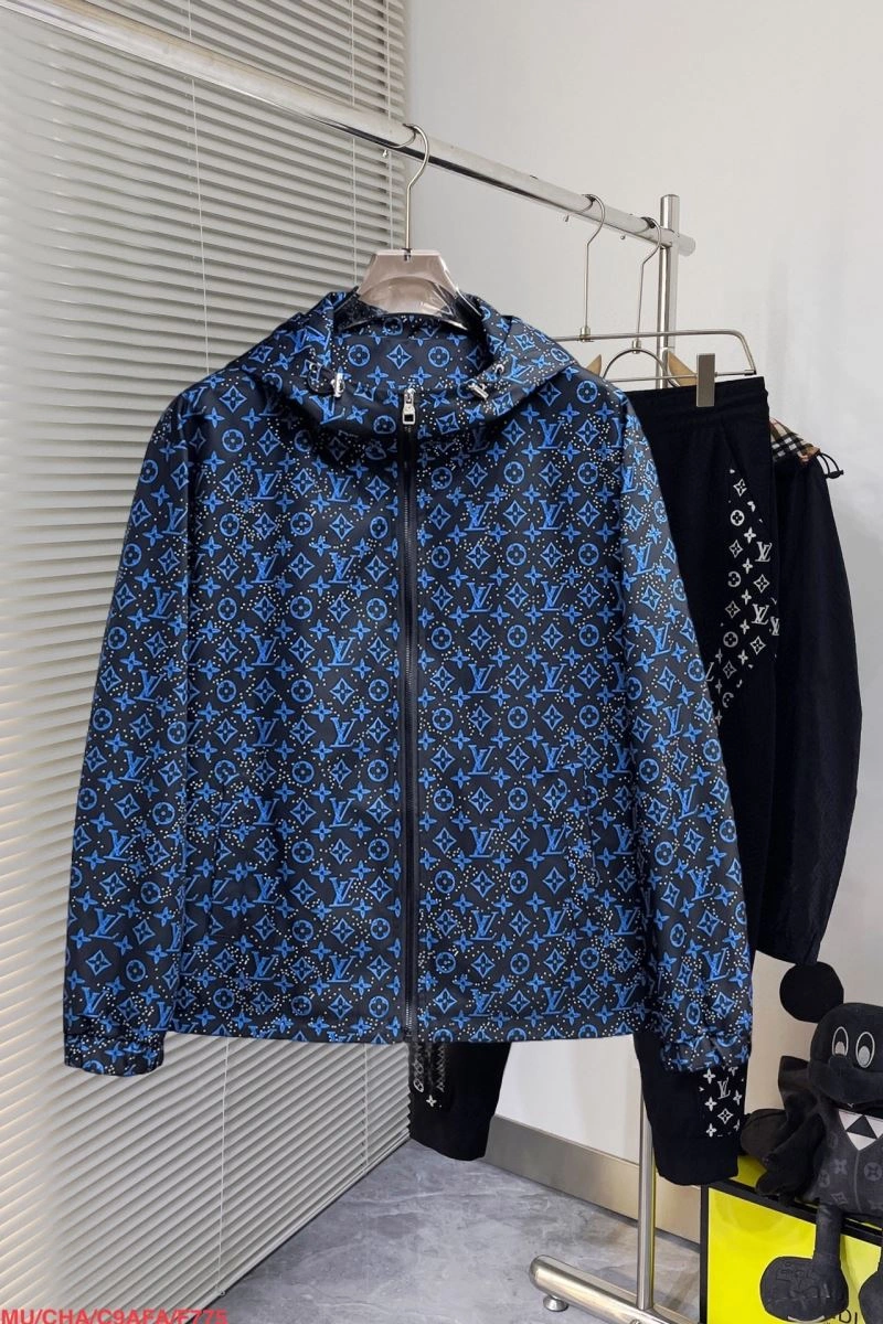 Louis Vuitton Outwear WellDesigned 136688