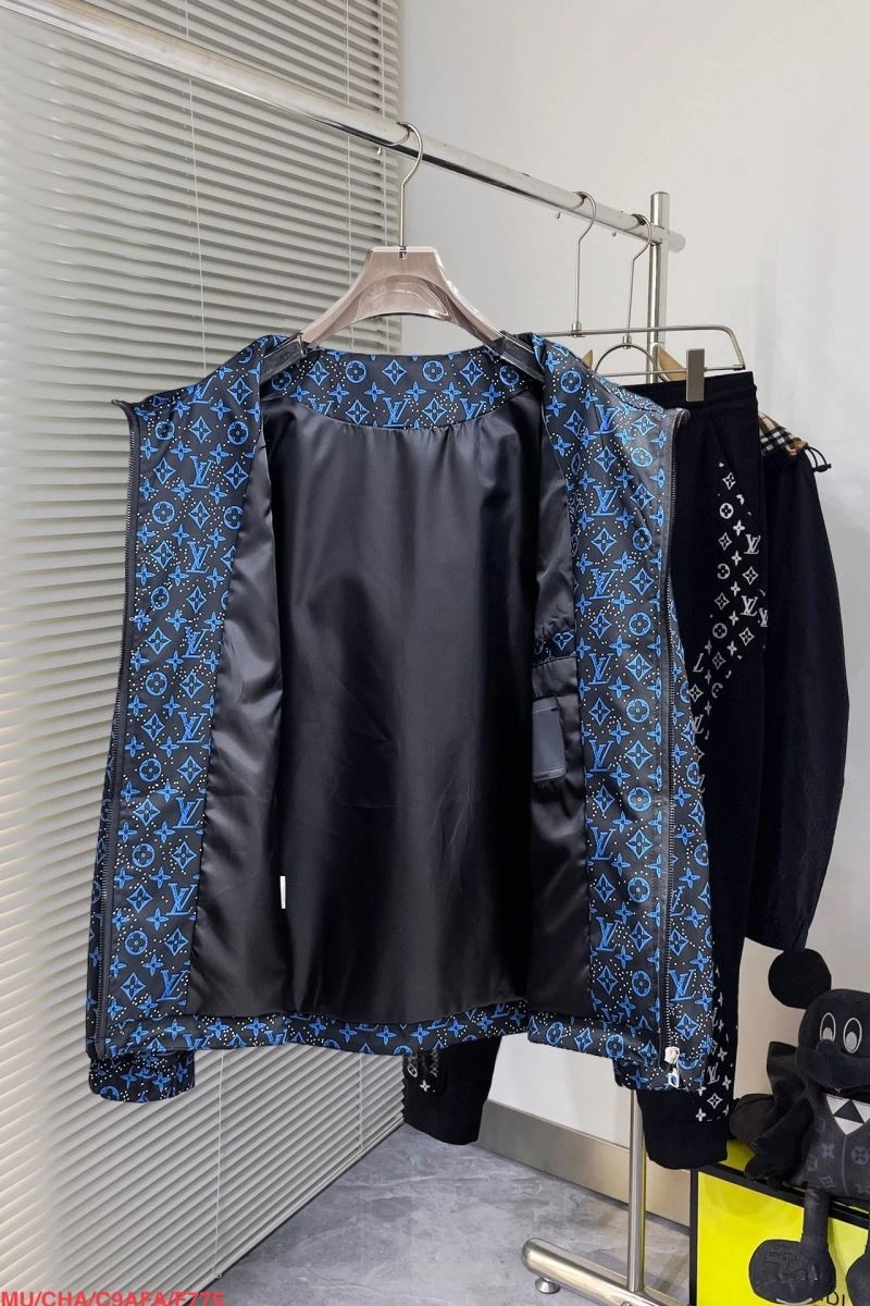 Louis Vuitton Outwear WellDesigned 136688