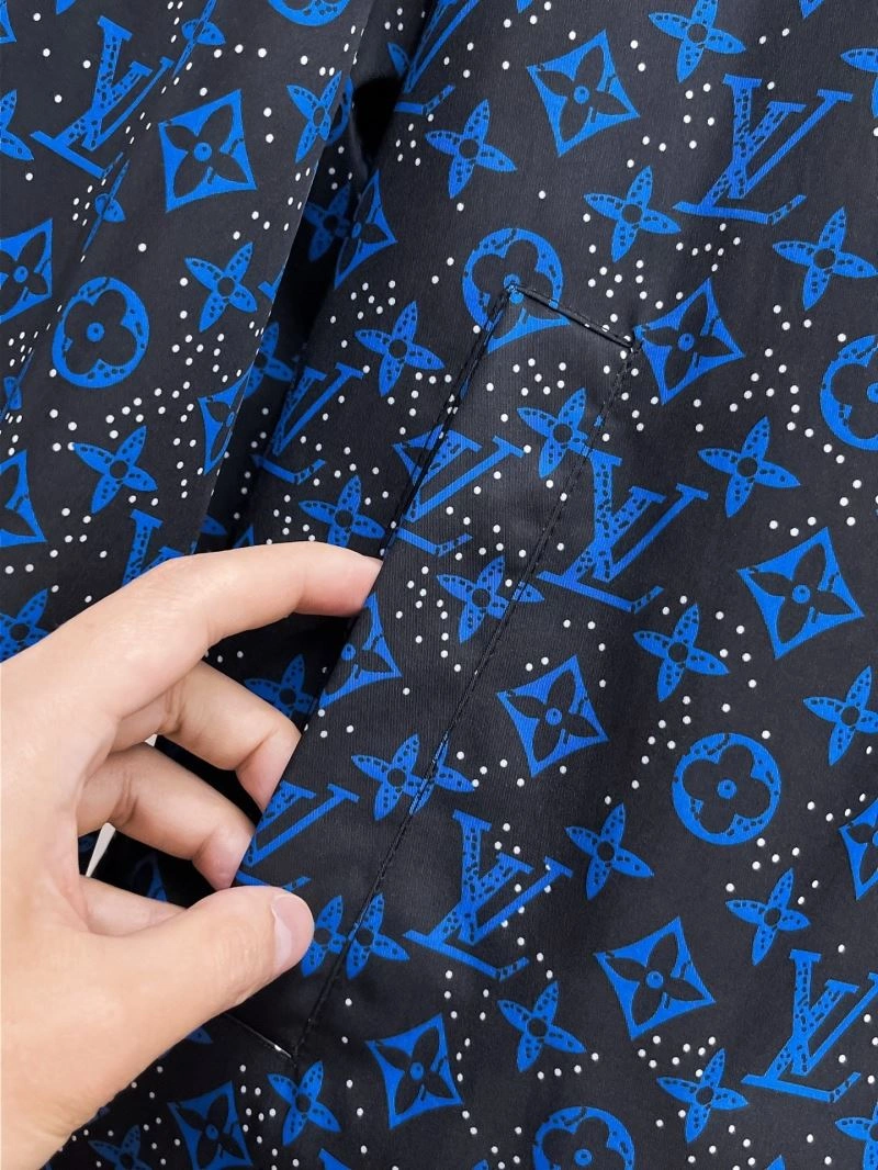 Louis Vuitton Outwear WellDesigned 136688