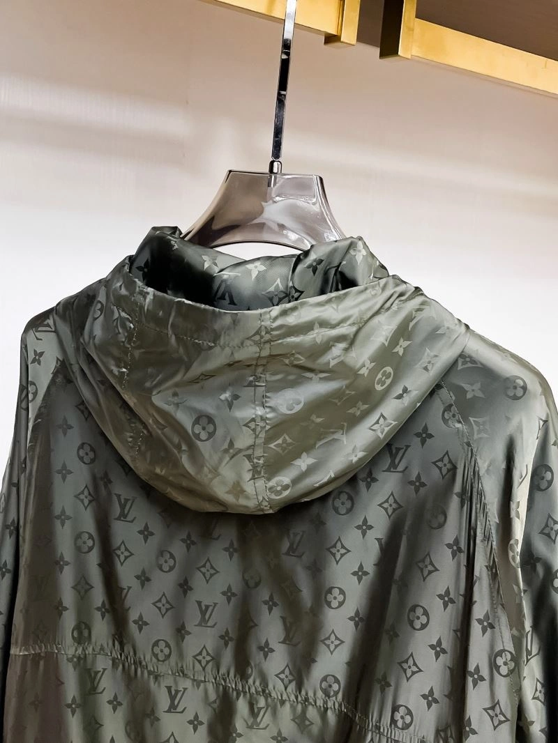 OdorResistant Louis Vuitton Outwear 136696