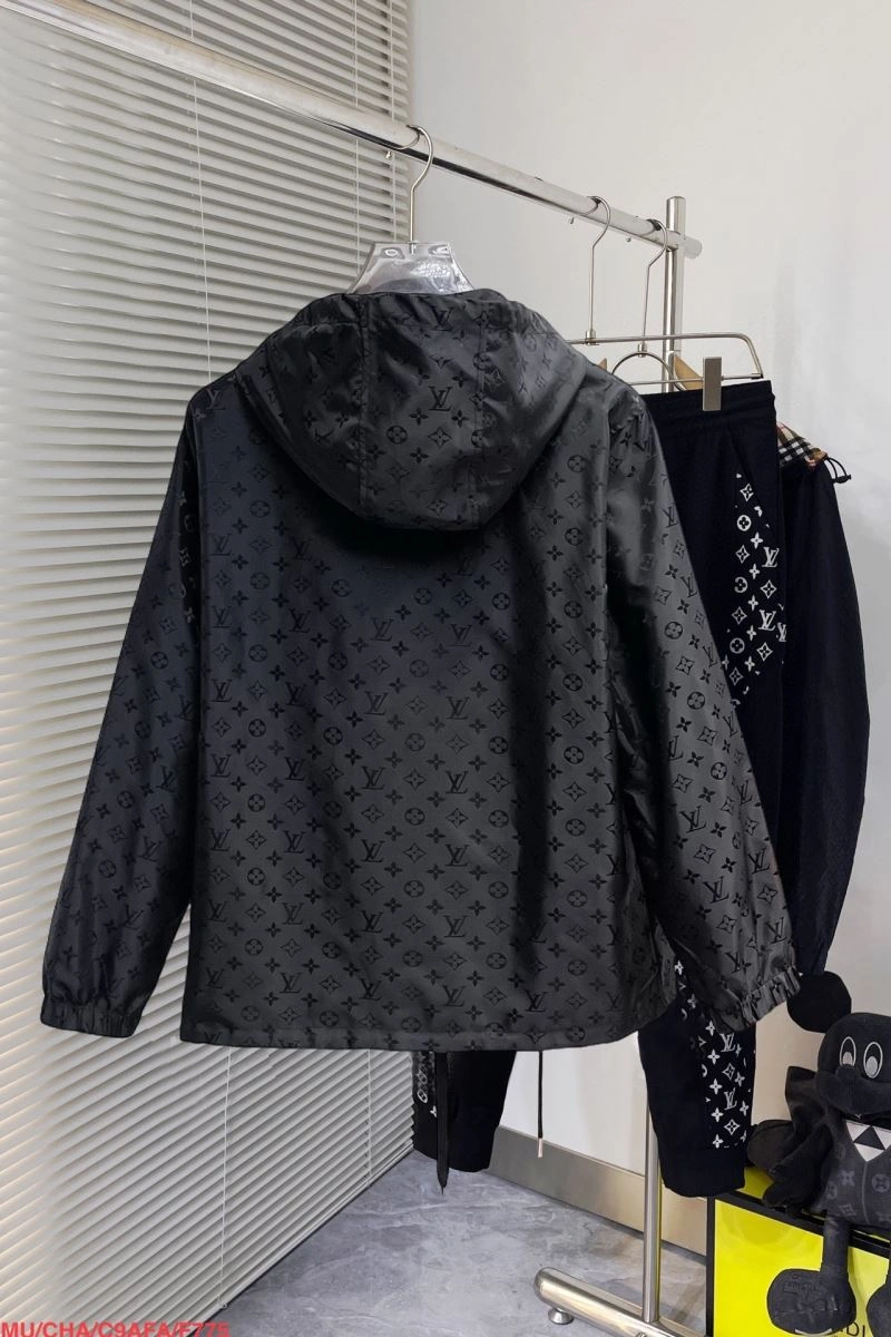 Louis Vuitton Outwear ComfortFit 136697