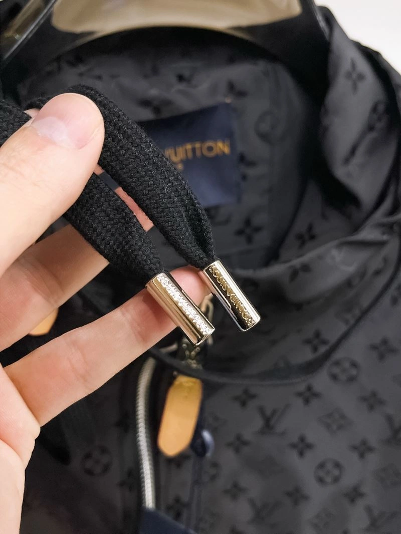 Louis Vuitton Outwear ComfortFit 136697