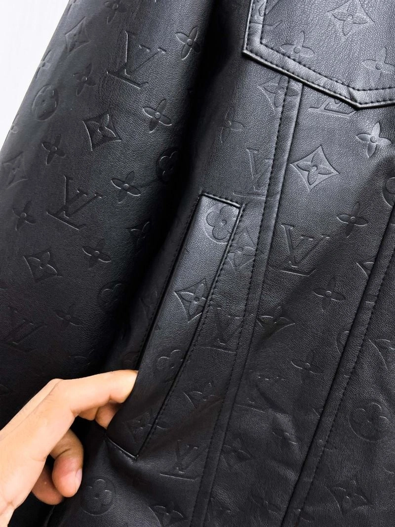Louis Vuitton Outwear Trendsetting 136687