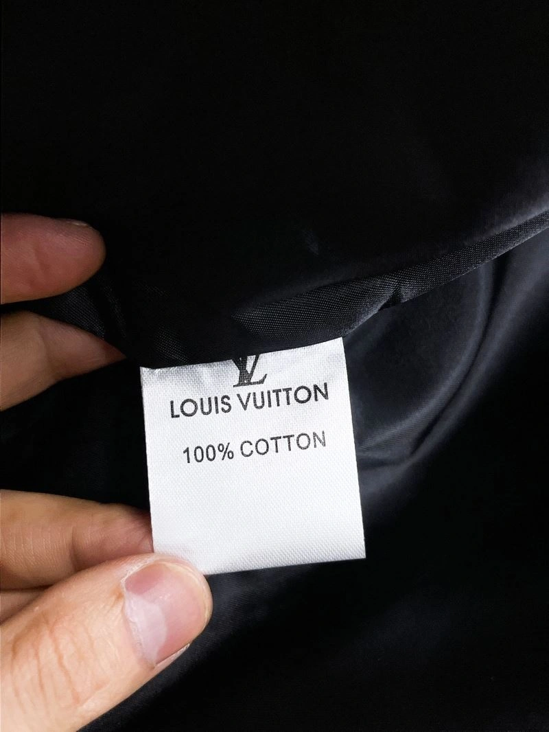 Youthful Louis Vuitton Outwear 136703