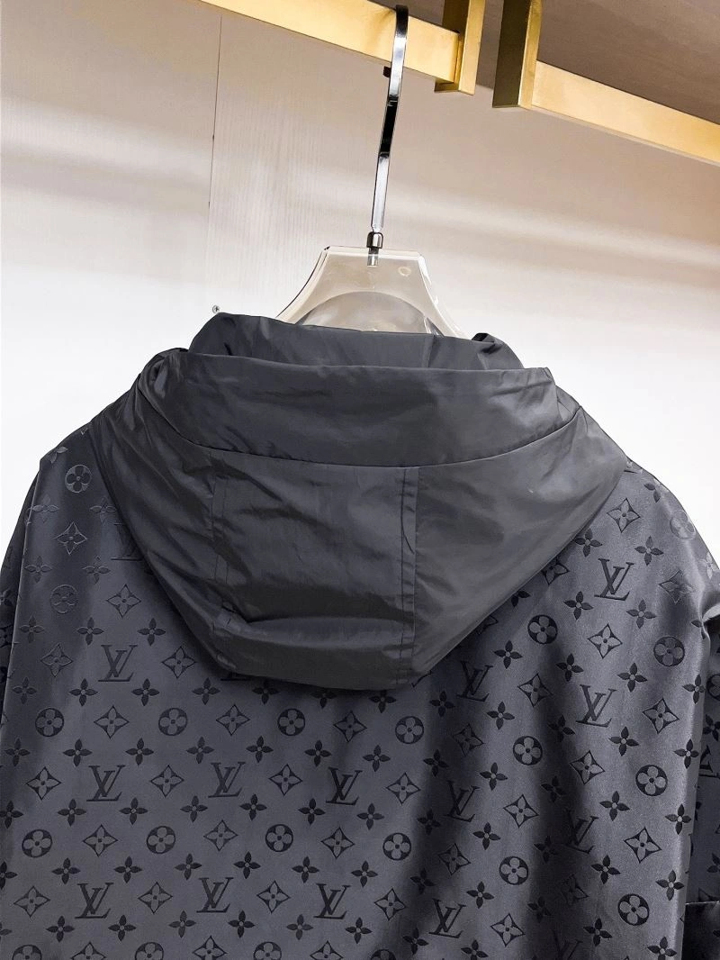 Youthful Louis Vuitton Outwear 136703