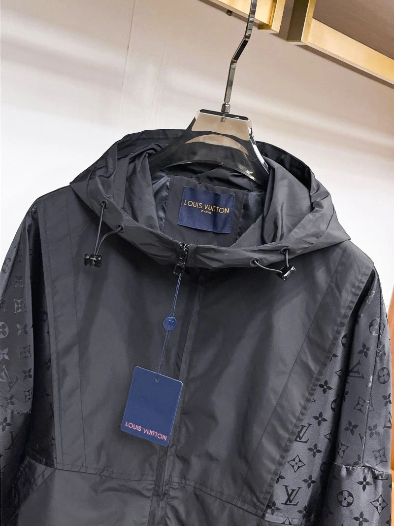 Youthful Louis Vuitton Outwear 136703
