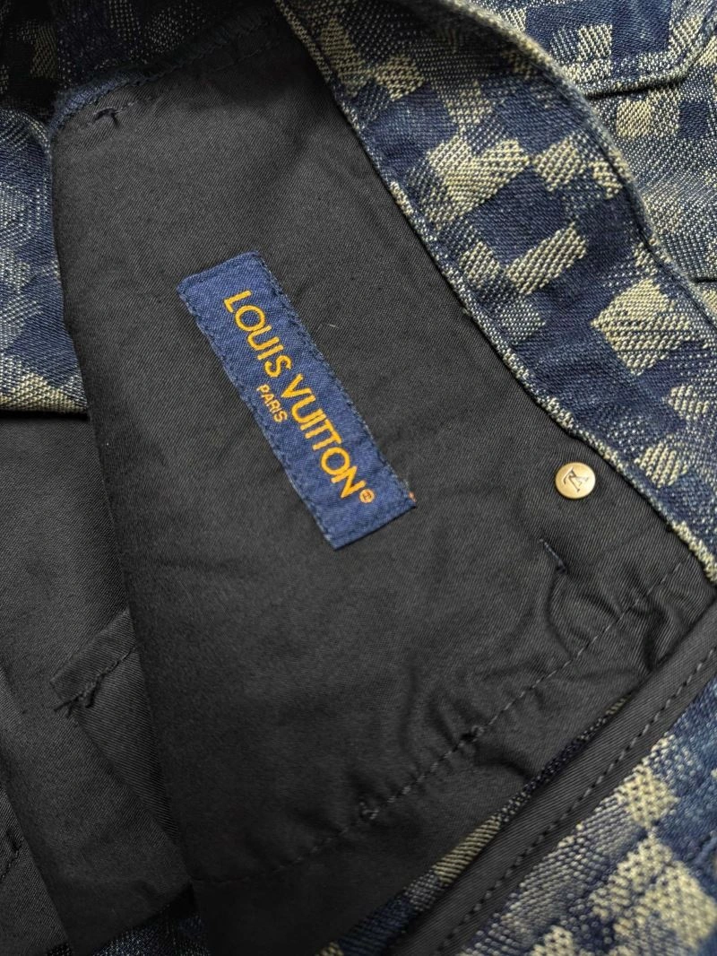 WeatherProof Louis Vuitton Outwear 136689