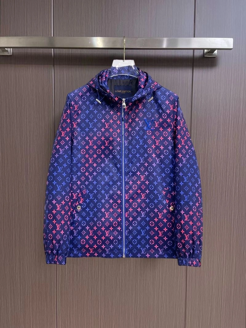 OdorResistant Louis Vuitton Outwear 136685