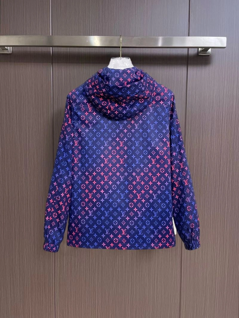 OdorResistant Louis Vuitton Outwear 136685