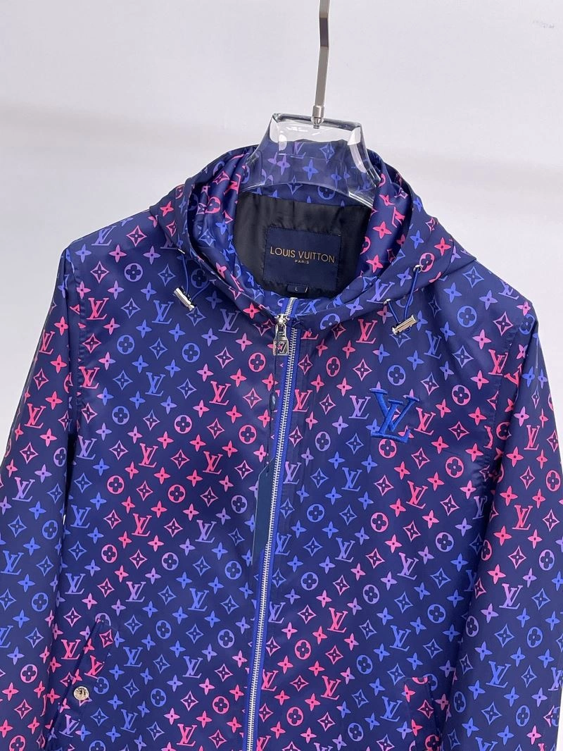 OdorResistant Louis Vuitton Outwear 136685