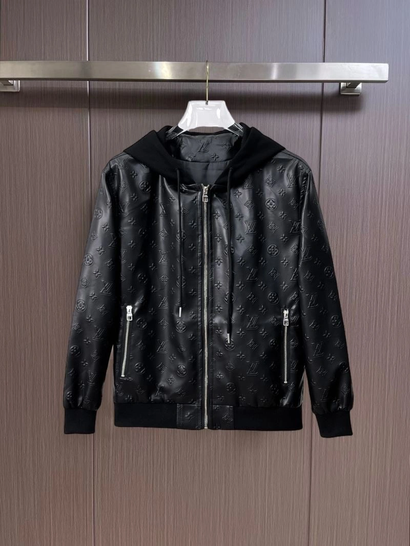Louis Vuitton Outwear Chic 136682