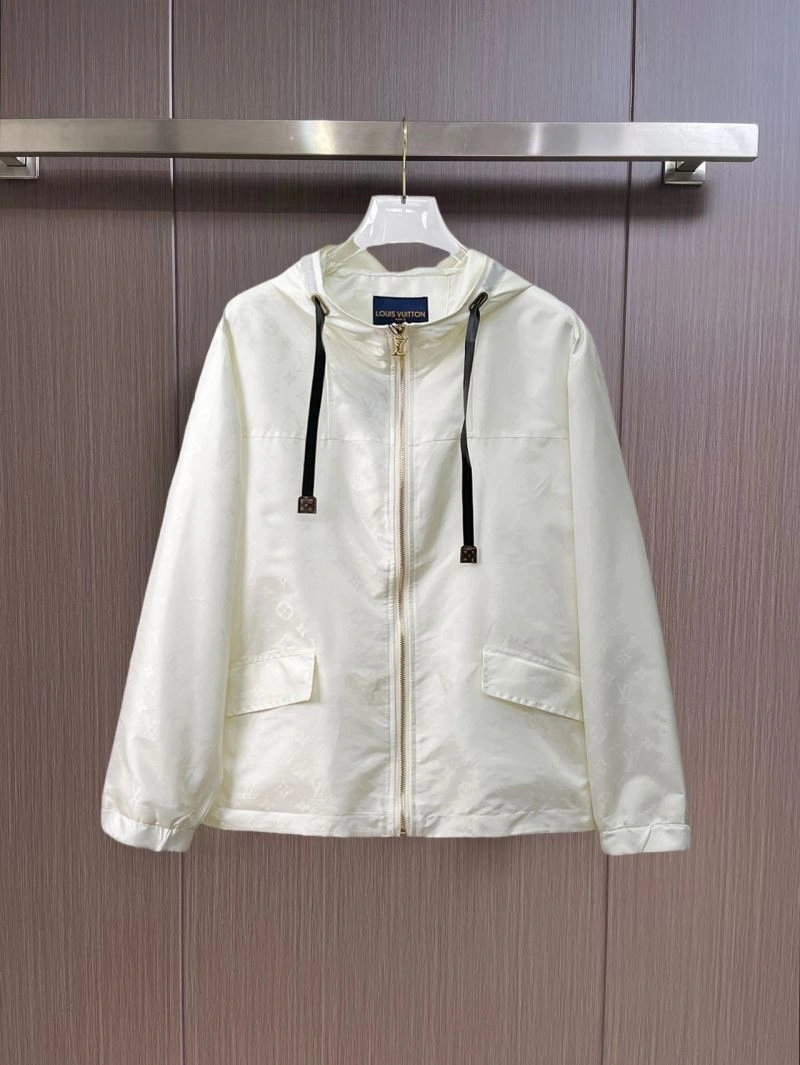 Louis Vuitton Outwear ZeroBulk 136683