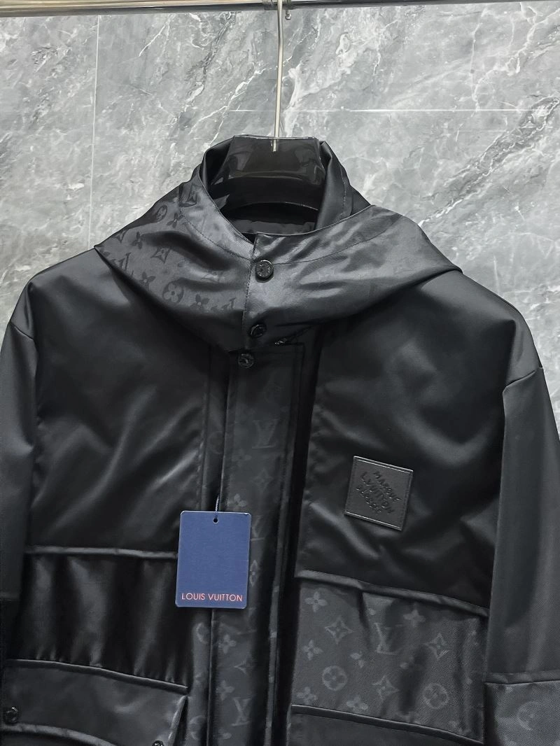 WaterResistant Louis Vuitton Outwear 136684