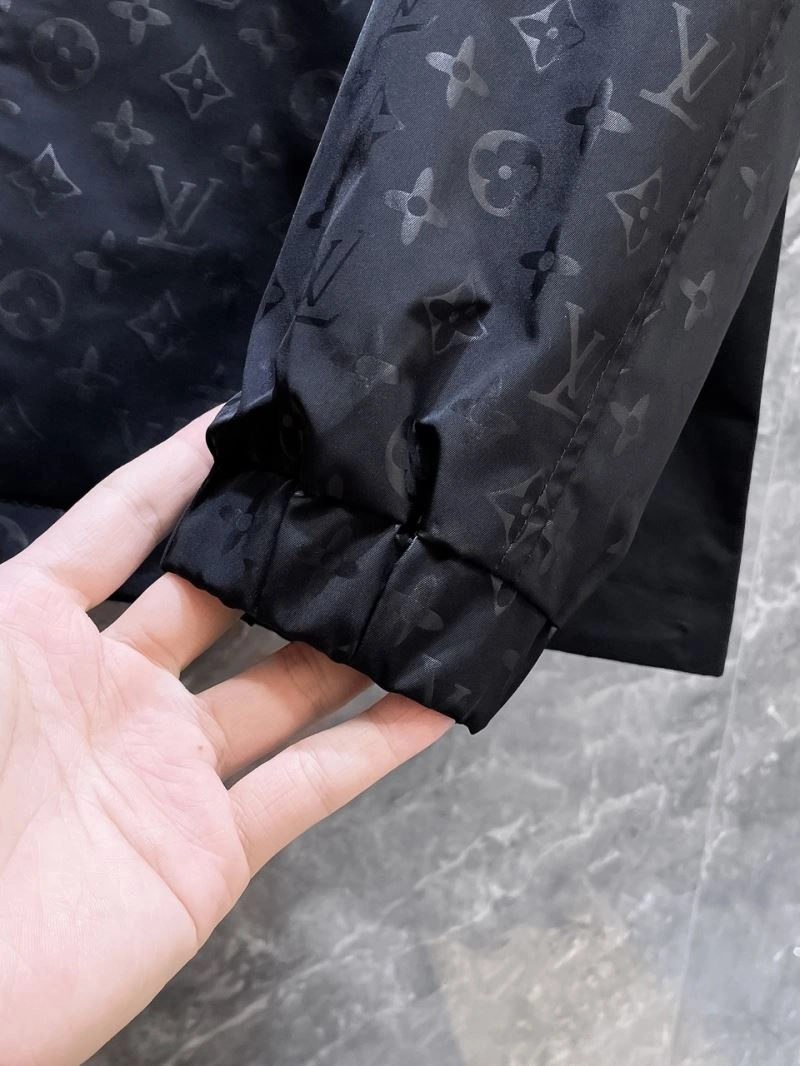 FashionForward Louis Vuitton Outwear 136678
