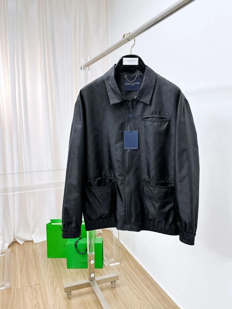 Louis Vuitton Outwear Elegant 136680