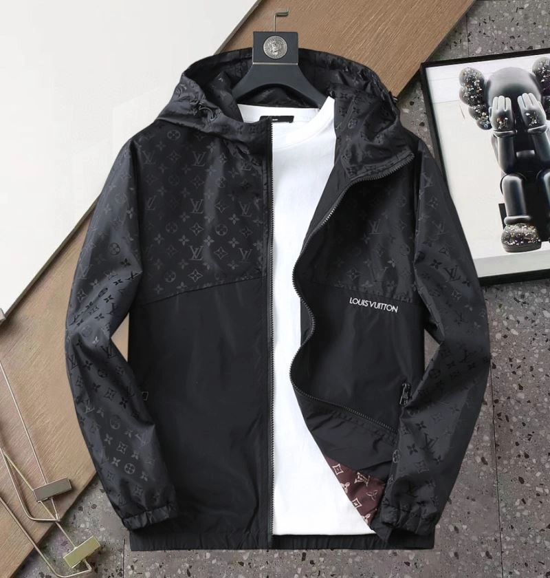 NewStyle Louis Vuitton Outwear 136679