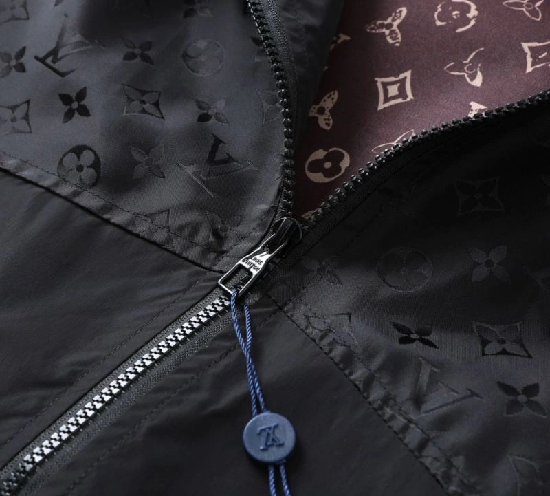 NewStyle Louis Vuitton Outwear 136679
