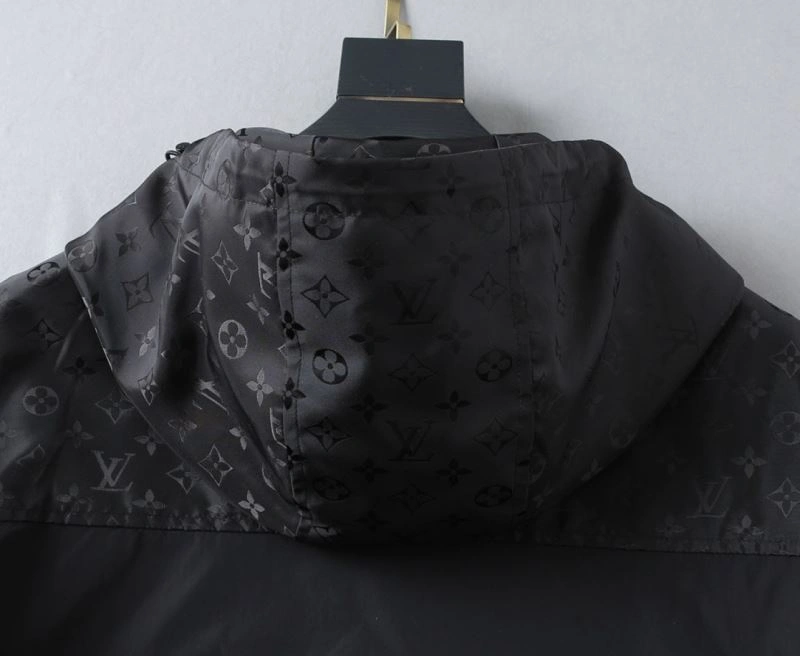 NewStyle Louis Vuitton Outwear 136679