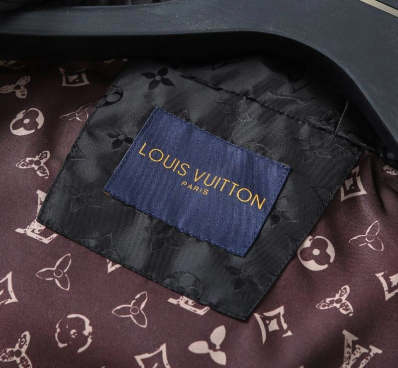 NewStyle Louis Vuitton Outwear 136679