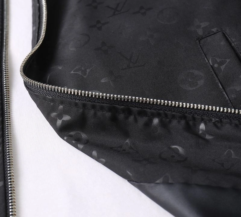 Louis Vuitton Outwear EasyMatch 136758