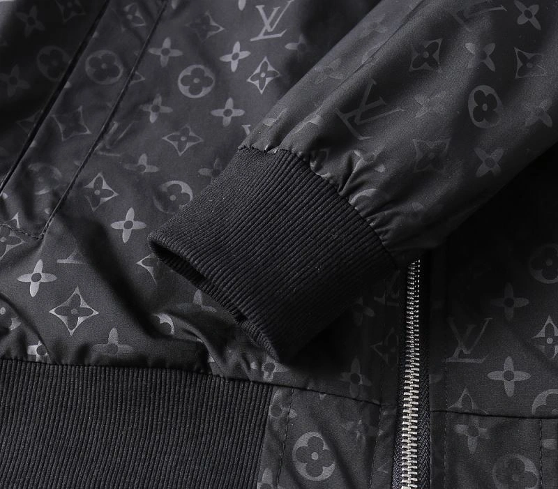 Louis Vuitton Outwear TopPick 136673