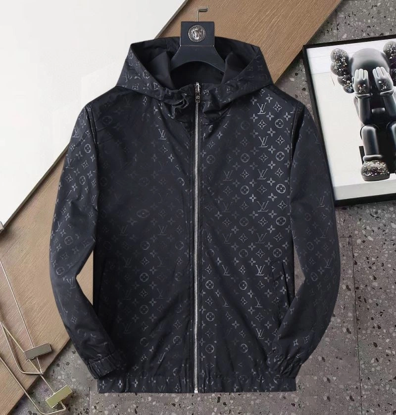 Louis Vuitton Outwear Durable 136675