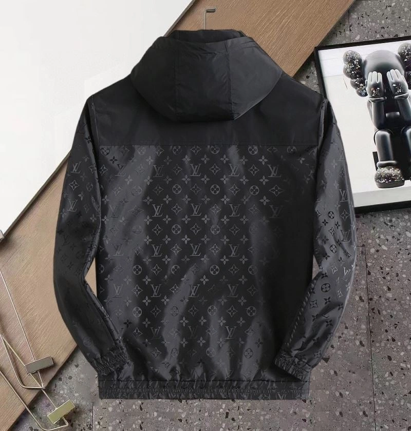 QuickDry Louis Vuitton Outwear 136674