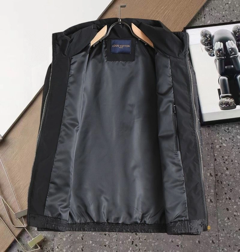 QuickDry Louis Vuitton Outwear 136674