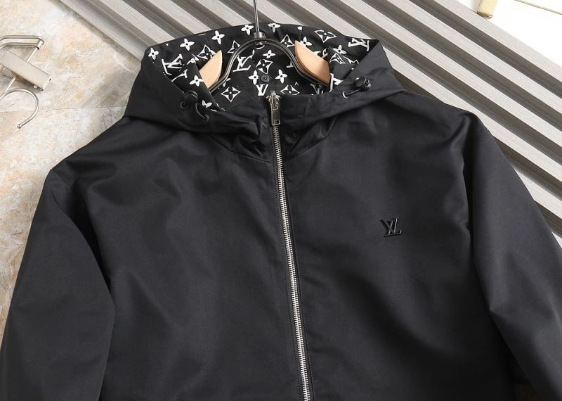 Durable Louis Vuitton Outwear 136670